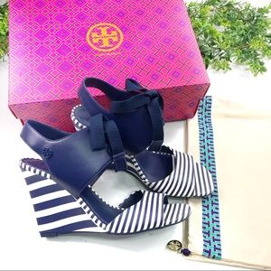 TORY BURCH - Blue White Nautical Maritime Wedge Sandals Size 6.5 Brand New
